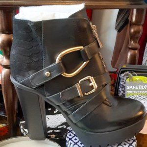 LA STRADA BLACK SHOE BOOTIE GOLD BUCKLE TRIM FALL FASHION PRE VIEW